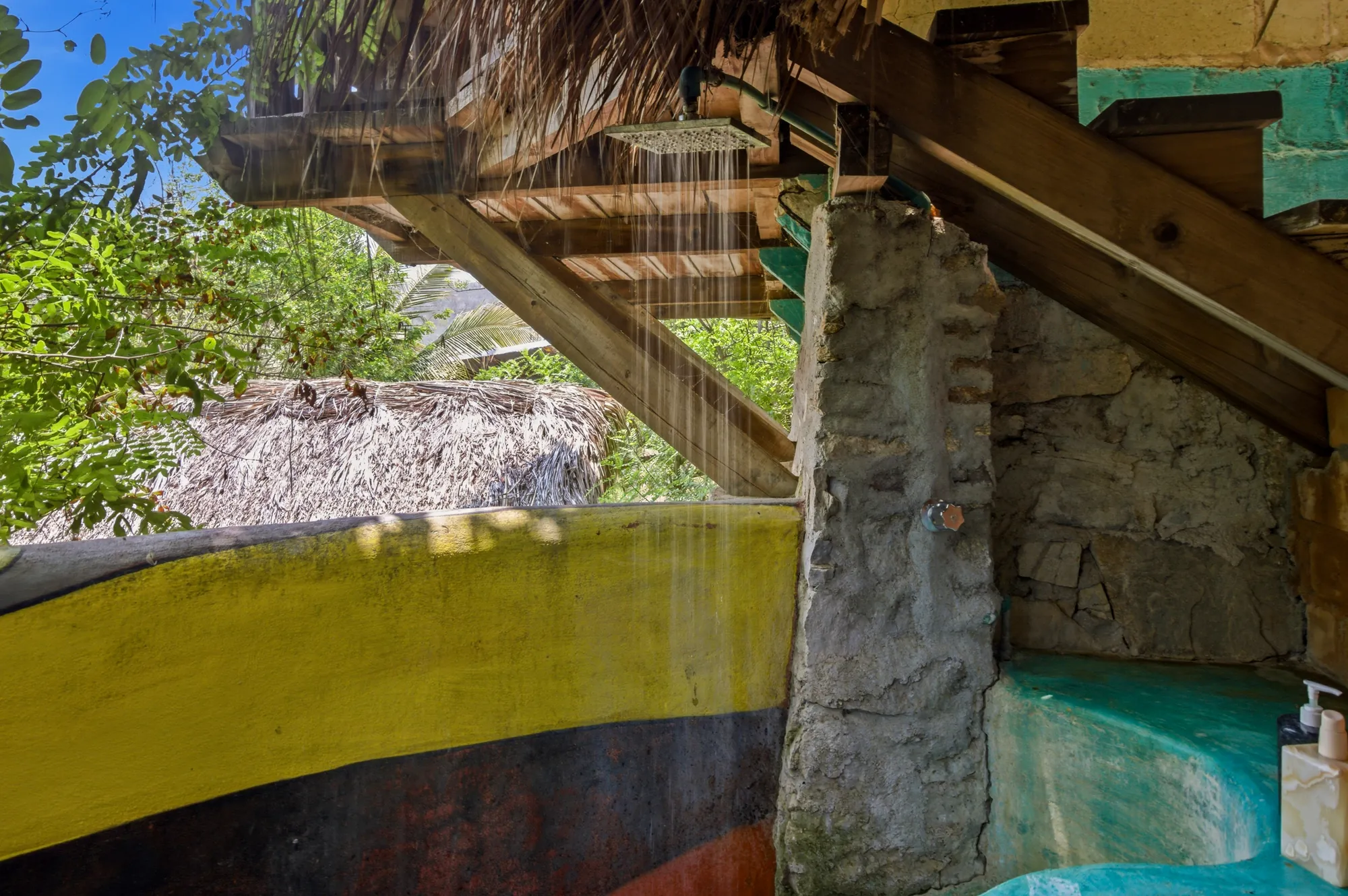 Outdoor jungle shower at El Copal